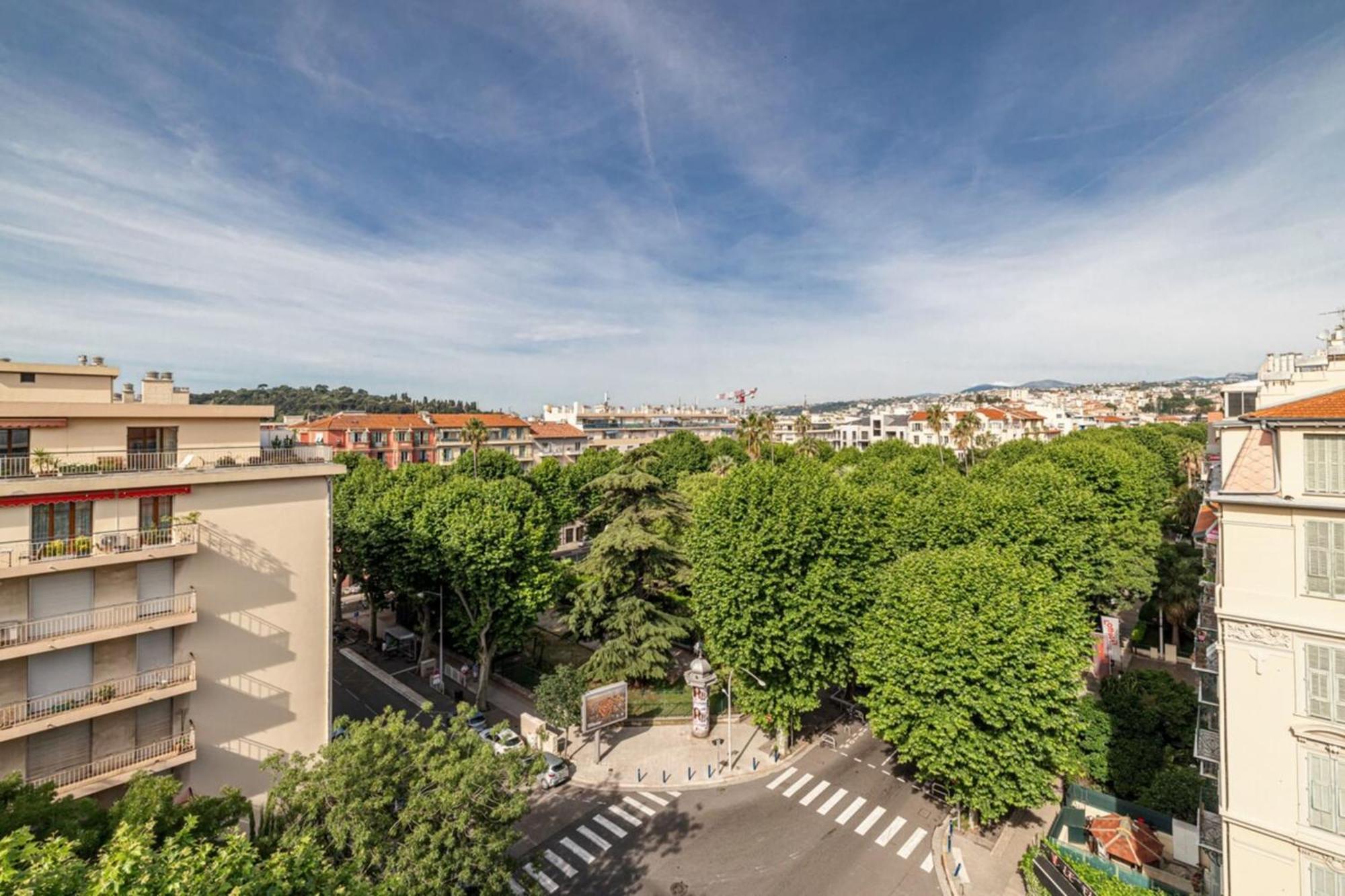 Delfino - Charming Roof Terrace W Ac Nizza